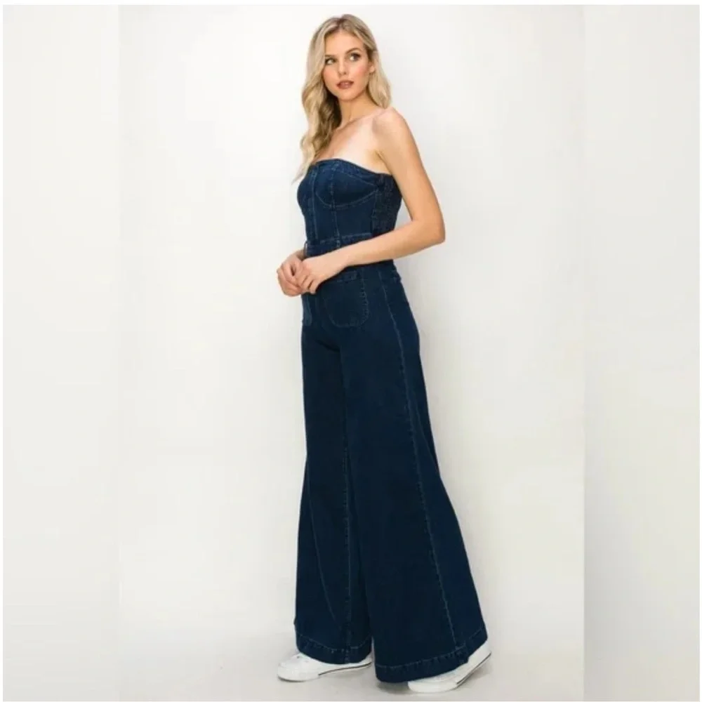 DARK DENIM STRAPLESS WIDE LEG DENIM JUMPSUIT WITH POCKETS🤠- Picture 4 of 8